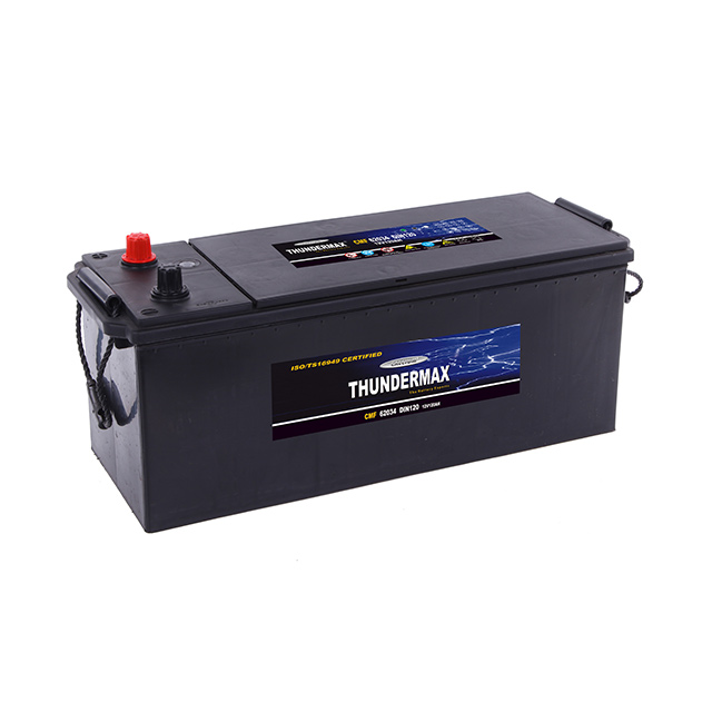 Testen des Zustands wartungsfreier Autobatterien im Lager